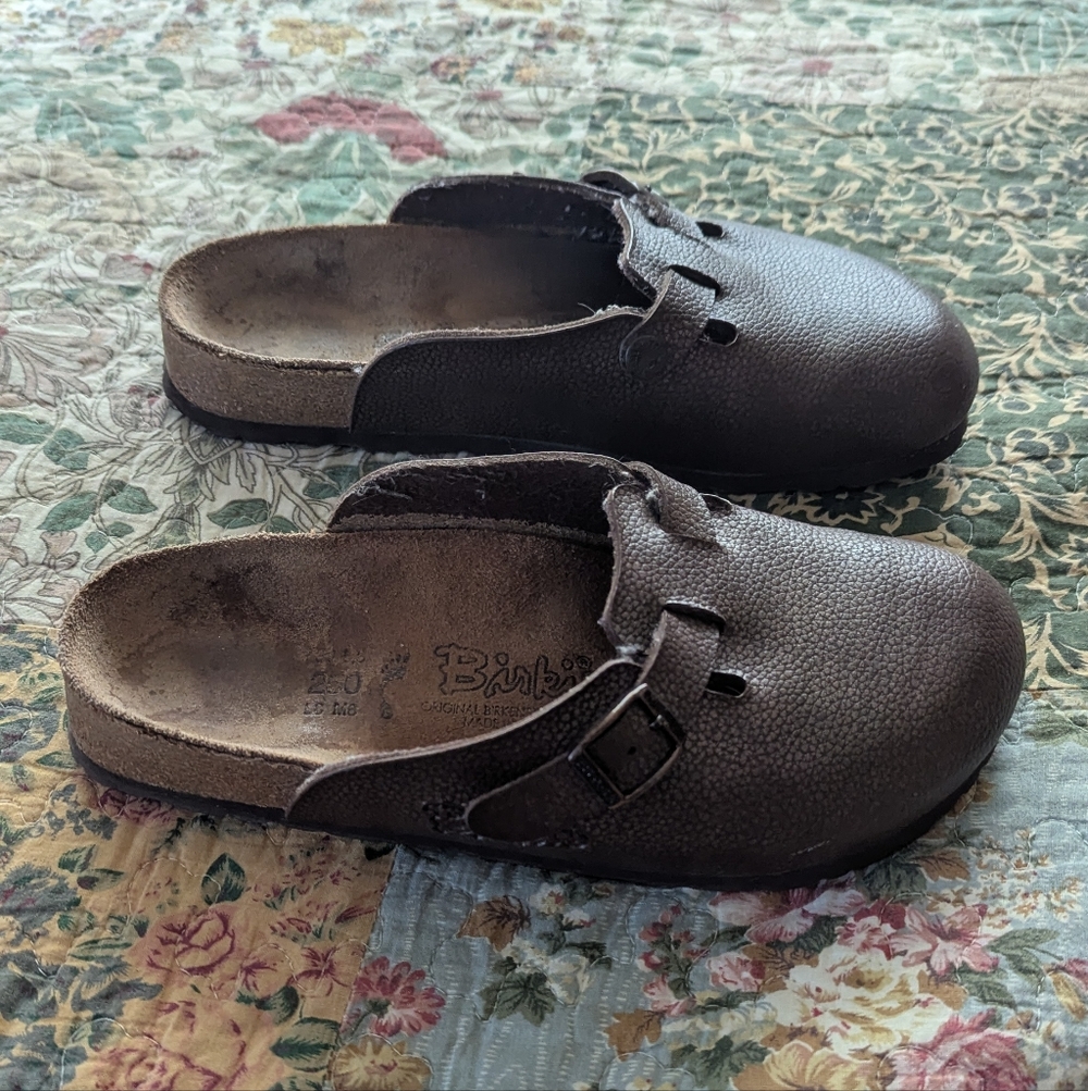 Birki's :: Brown Pebbled Leather Clogs
